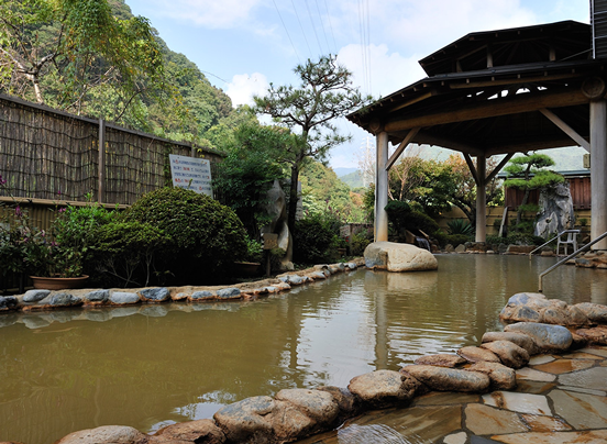 裾花峡天然温泉宿 うるおい館E